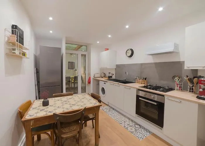 Cosy Hyper Centre Apartament